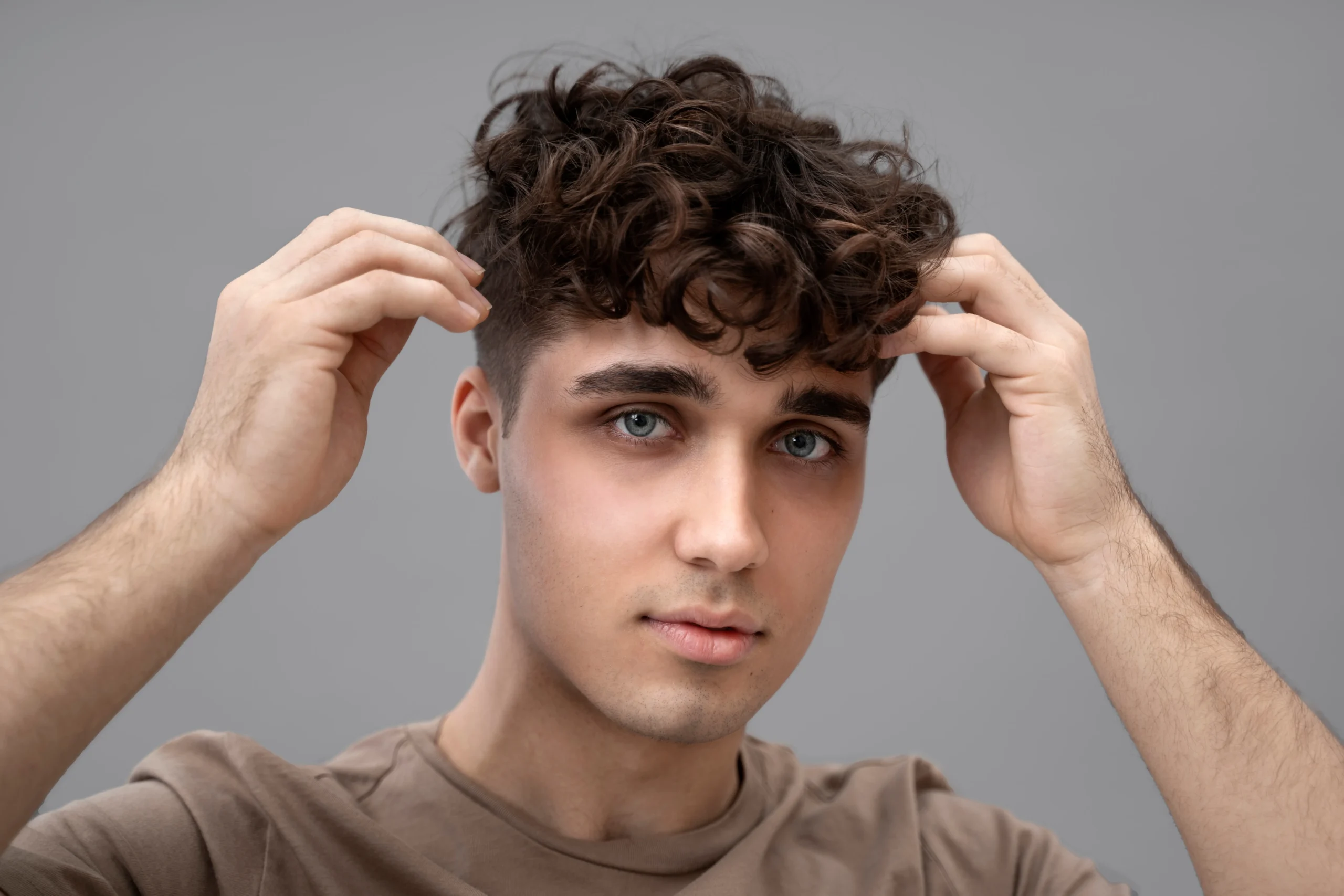 Tips Model Rambut Terlihat Bervolume untuk Pria
