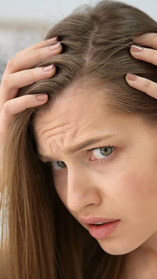 Rambut Terlalu Lama Basah Bisa Buat Rontok? Ini Faktanya!