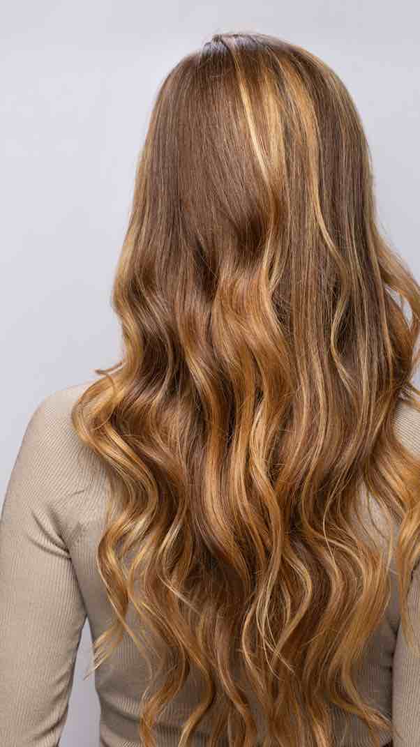 1 Menit Buat Rambut Tipismu Nampak Tebal