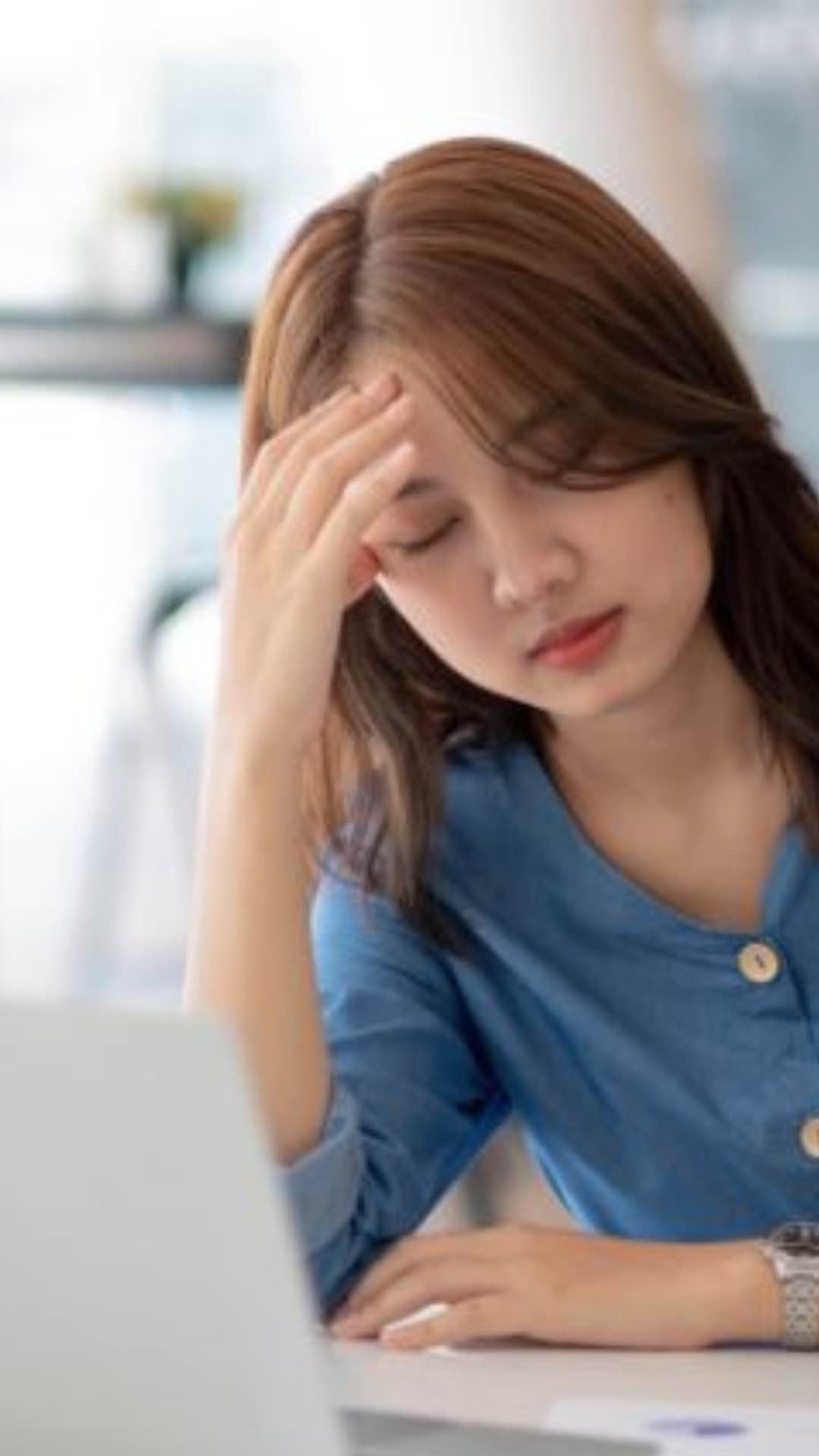 Stress Buat Rambut Menipis? Ini Faktanya